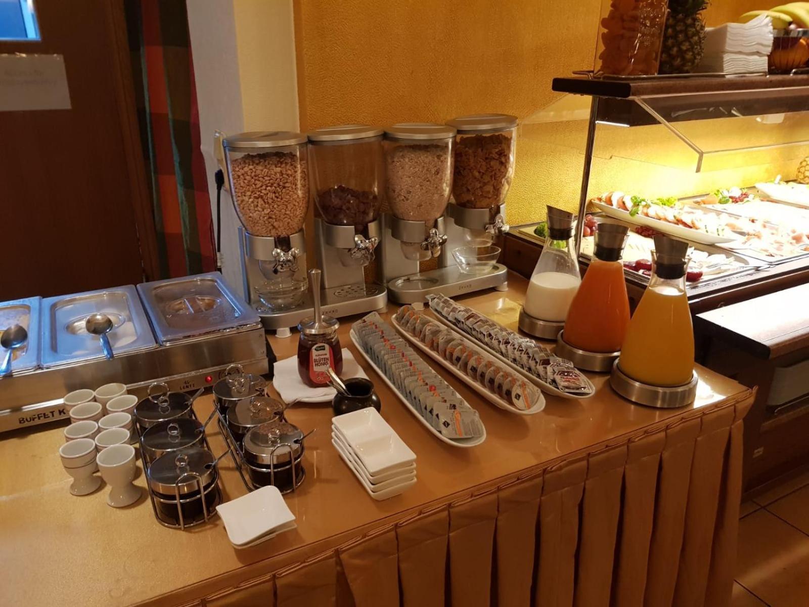 Hotel Drei Kronen ดอร์ทมุนด์ ภายนอก รูปภาพ
