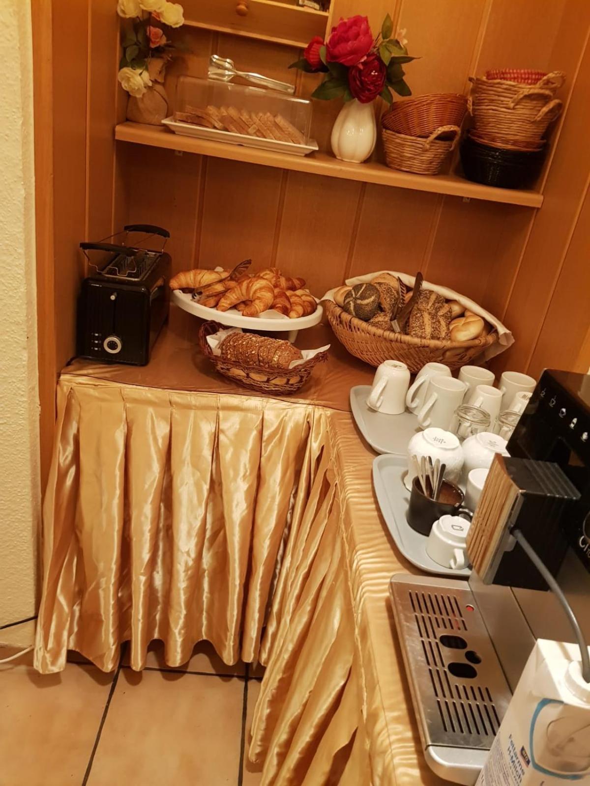 Hotel Drei Kronen ดอร์ทมุนด์ ภายนอก รูปภาพ