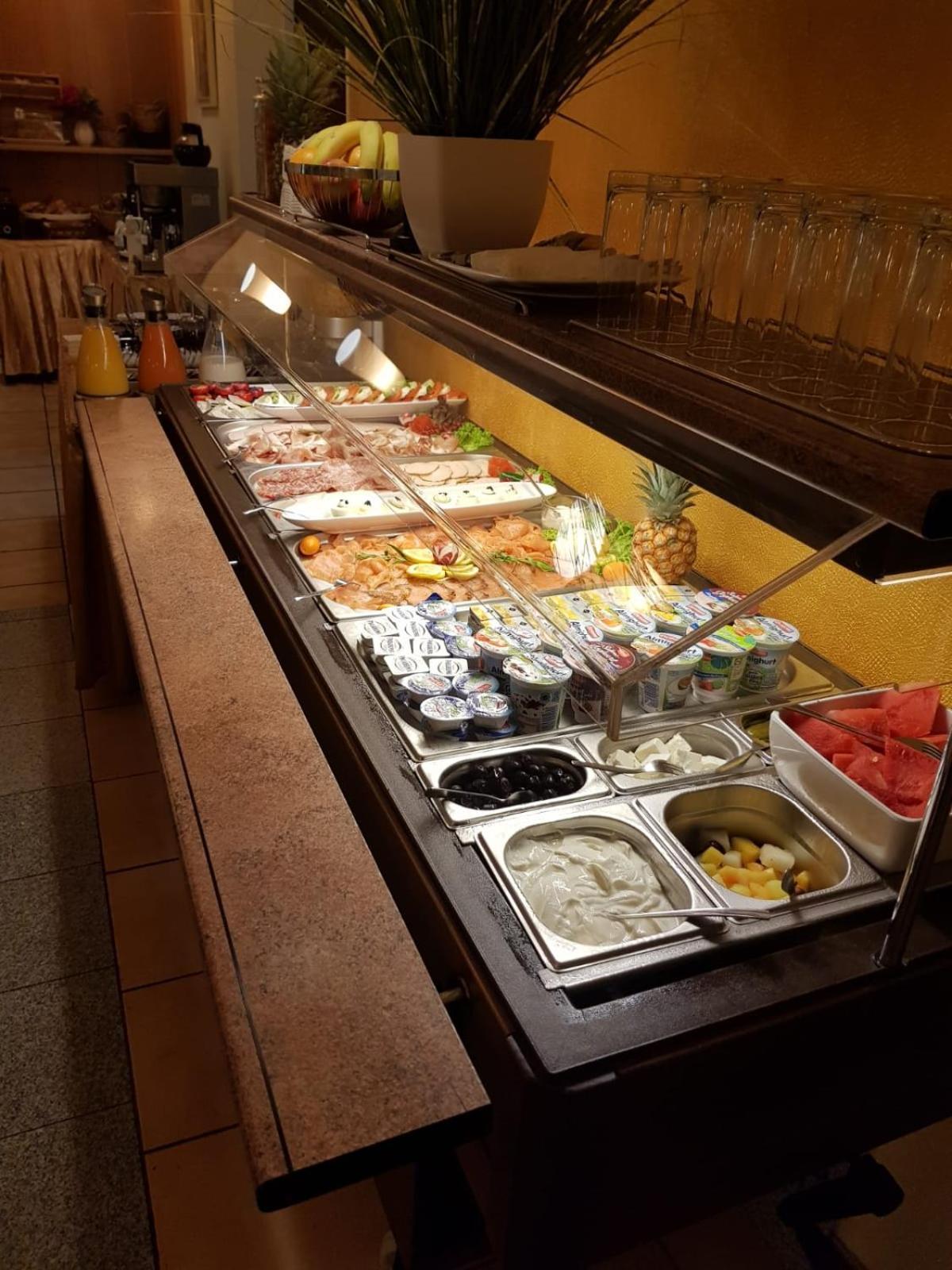 Hotel Drei Kronen ดอร์ทมุนด์ ภายนอก รูปภาพ
