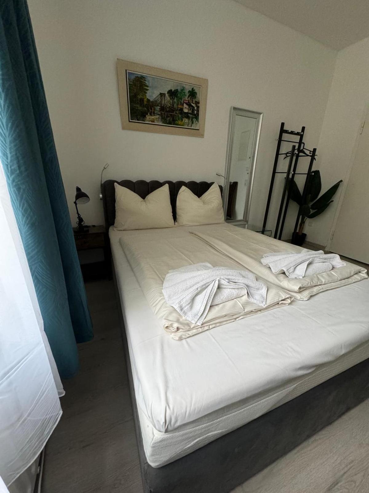 Hotel Drei Kronen ดอร์ทมุนด์ ภายนอก รูปภาพ