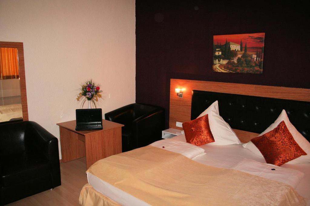 Hotel Drei Kronen ดอร์ทมุนด์ ภายนอก รูปภาพ