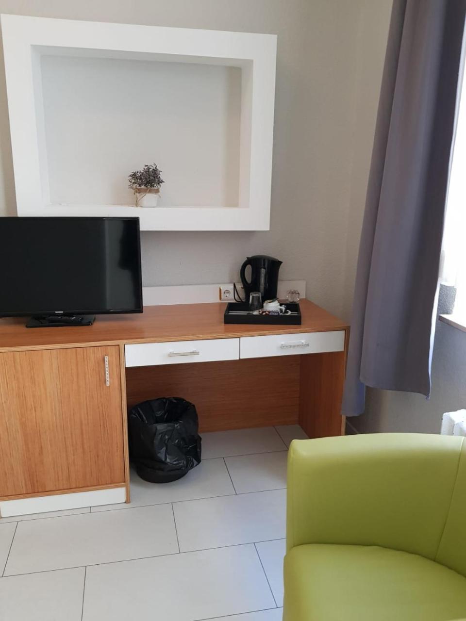 Hotel Drei Kronen ดอร์ทมุนด์ ภายนอก รูปภาพ