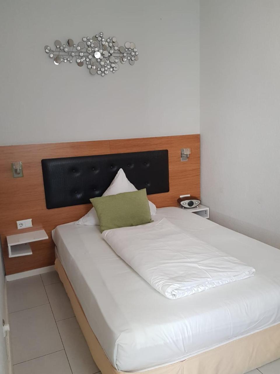 Hotel Drei Kronen ดอร์ทมุนด์ ภายนอก รูปภาพ